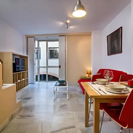 Descubrehome Sol Town Center Private Terrace Apartment *