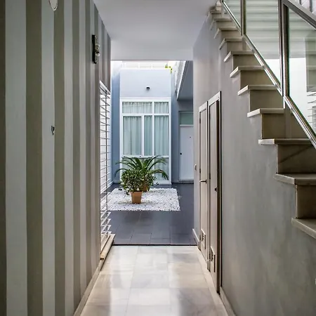 Descubrehome Sol Town Center Private Terrace Apartment *